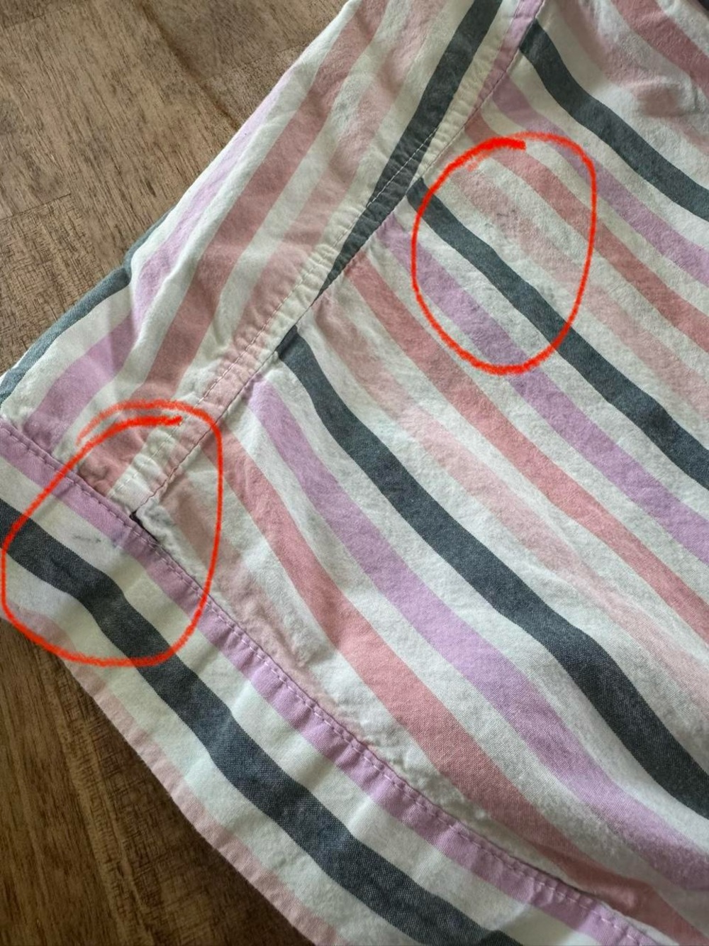 Universal Thread Striped Top - Picture 4 of 4